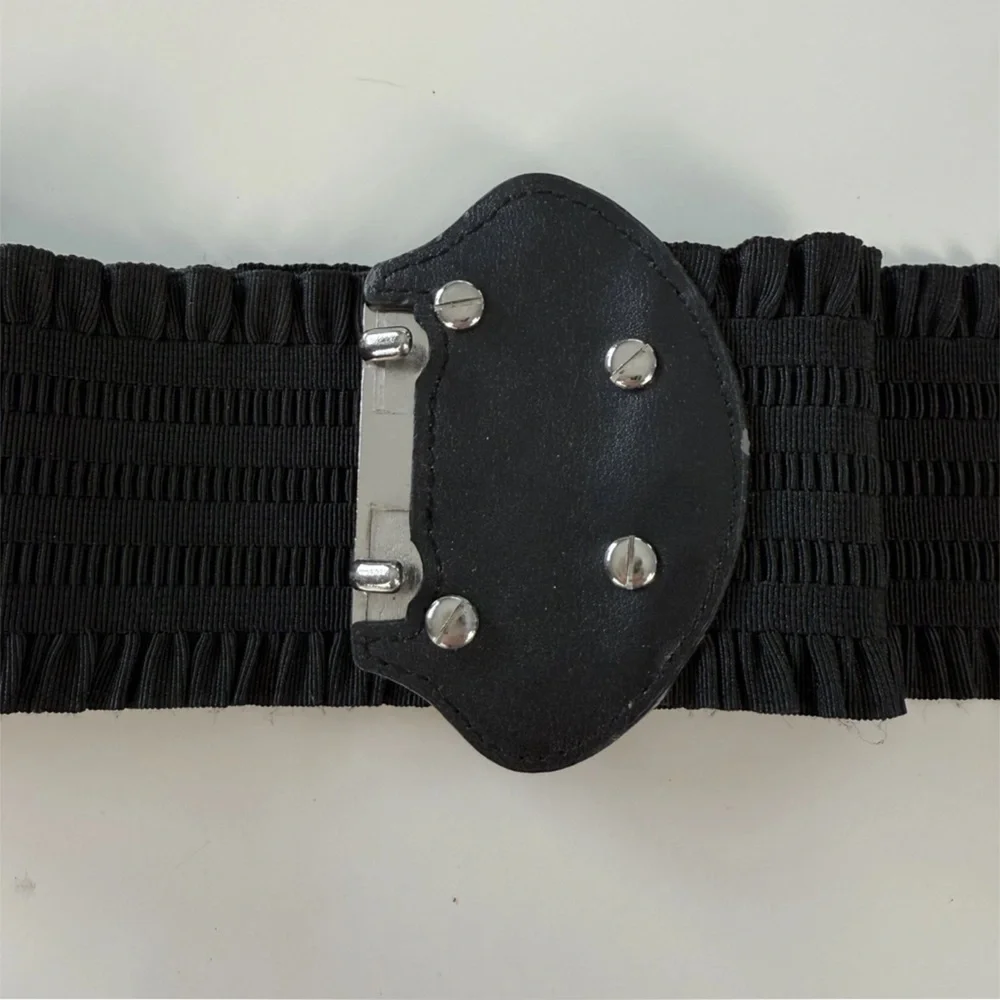 - Chicos Zoey rhinestone Embellished Black Belt size Medium